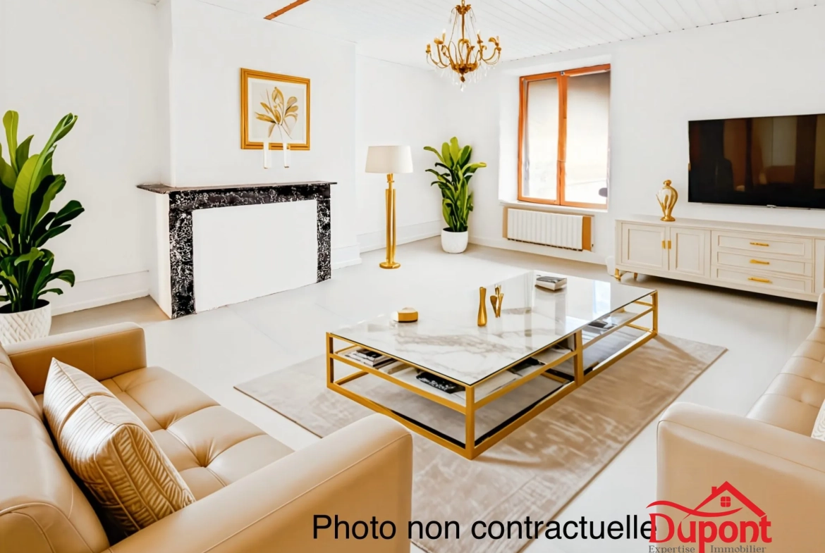 Immeuble à Revin avec 3 appartements, idéal investisseurs ou famille 