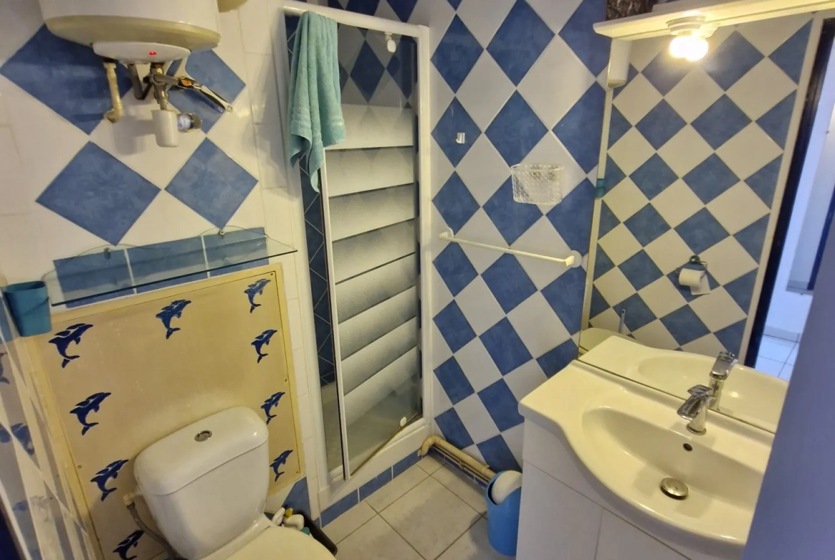 A vendre appartement T2 avec vue canal à Port Leucate, proche plage 