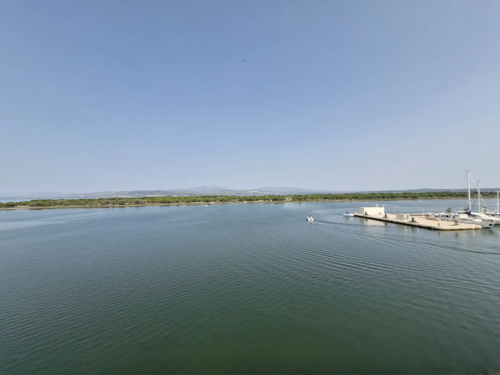 A vendre appartement T2 avec vue canal à Port Leucate, proche plage 