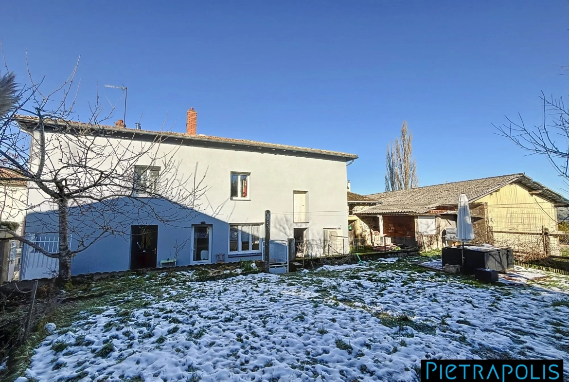 Maison rénovée avec garage et jardin à Pietrapolis, proximité Belleville et Villefranche-sur-Saône 
