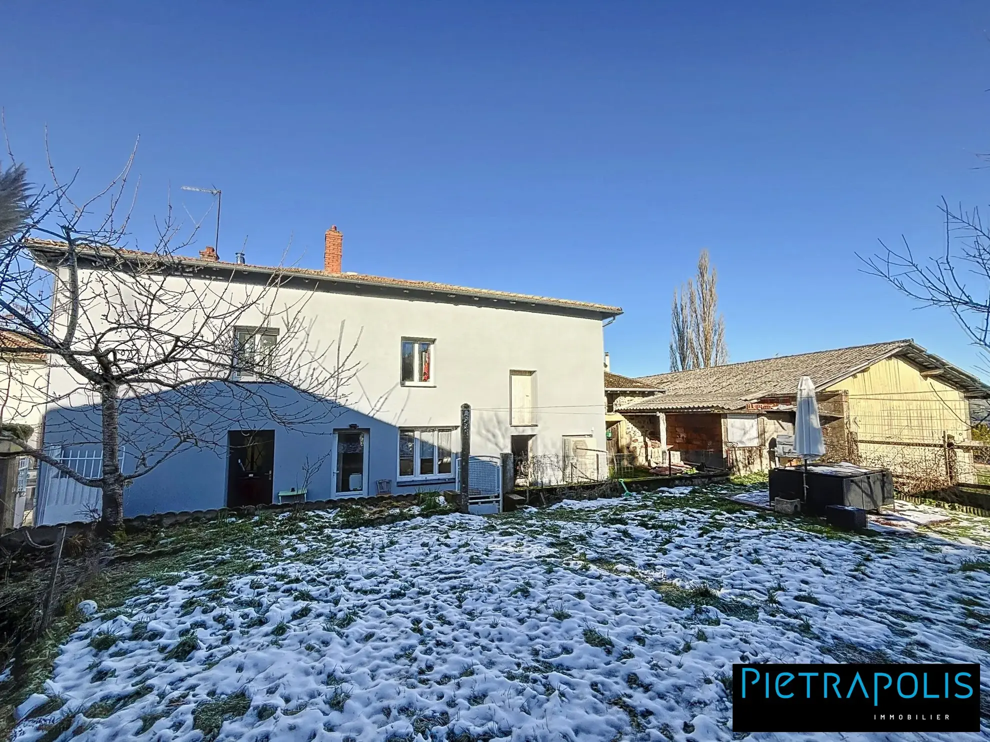 Maison rénovée avec garage et jardin à Pietrapolis, proximité Belleville et Villefranche-sur-Saône 