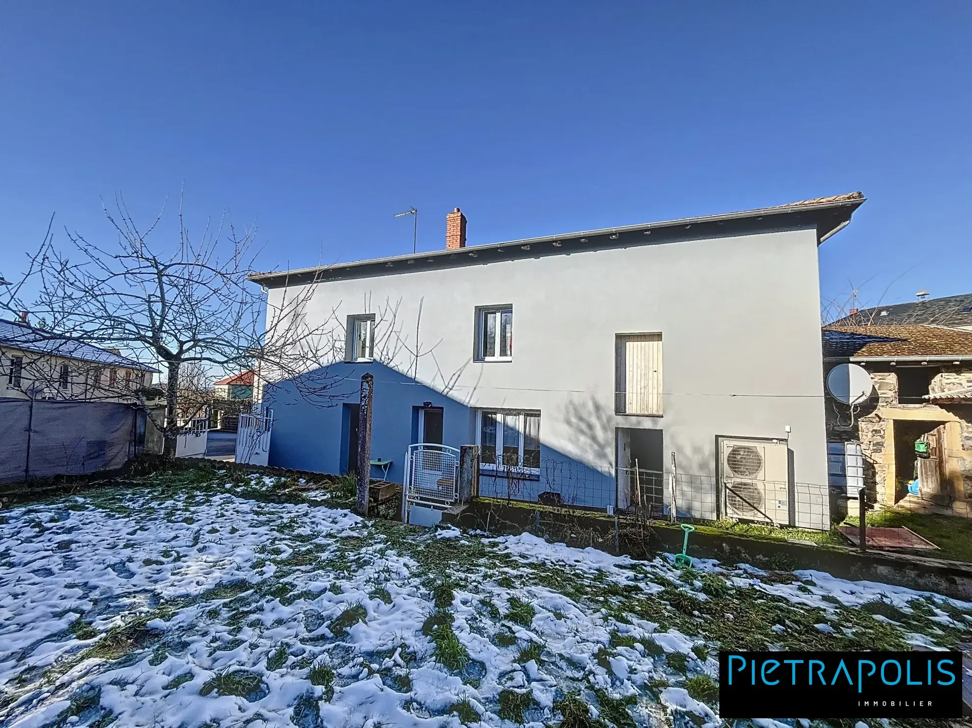 Maison rénovée avec garage et jardin à Pietrapolis, proximité Belleville et Villefranche-sur-Saône 