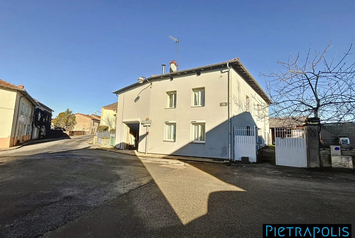 Maison rénovée avec garage et jardin à Pietrapolis, proximité Belleville et Villefranche-sur-Saône 