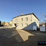 Maison rénovée avec garage et jardin à Pietrapolis, proximité Belleville et Villefranche-sur-Saône