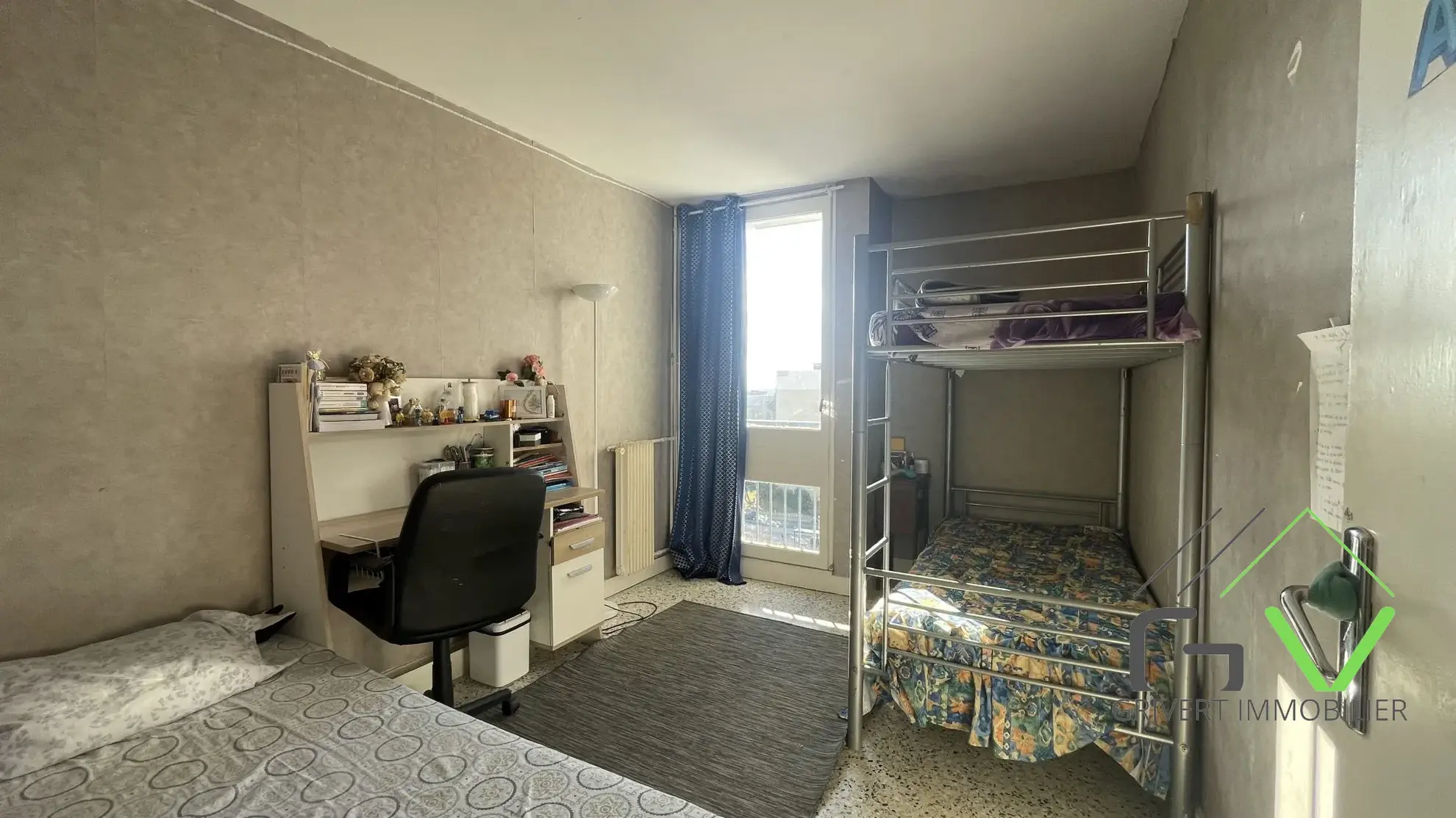 Appartement 4 pièces à vendre à Pissevin, Nîmes, avec terrasse et parking 