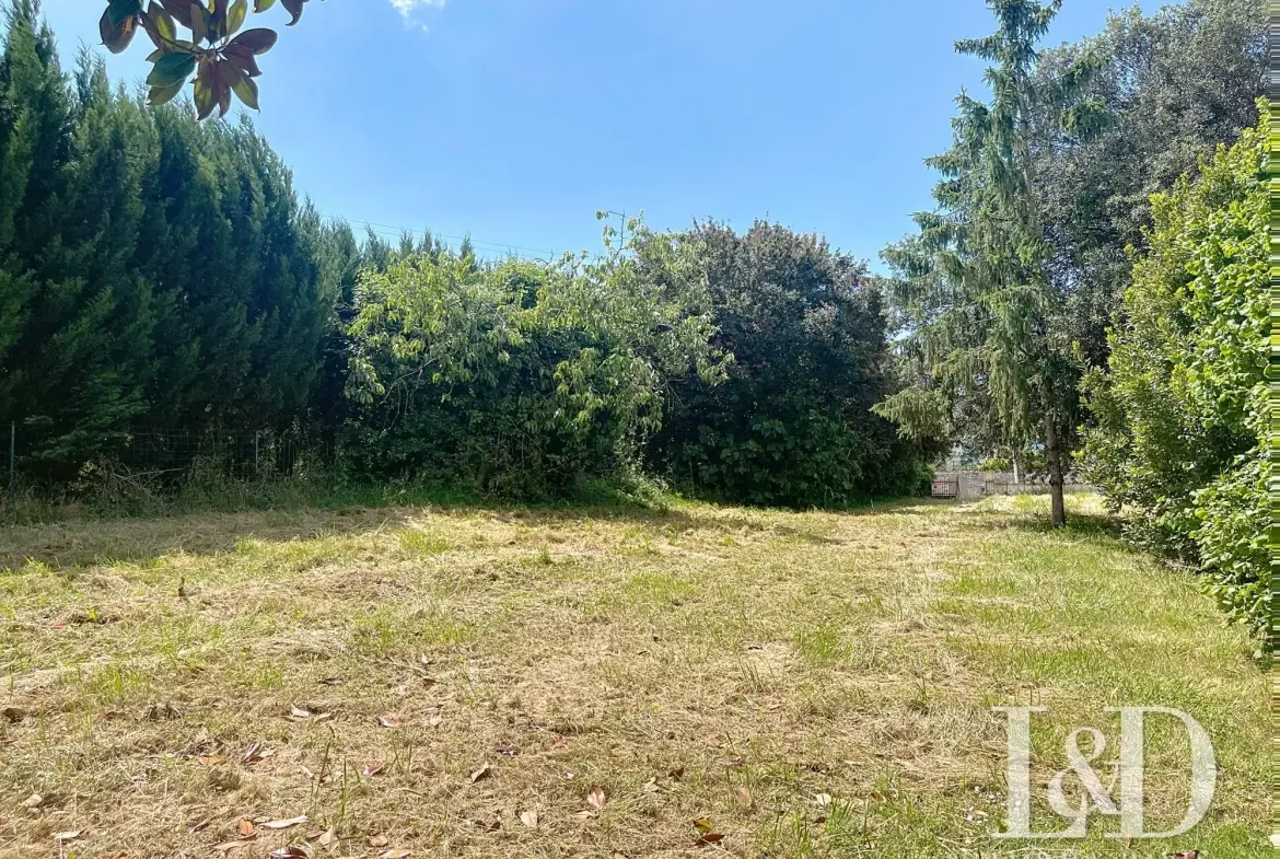 Terrain à vendre à Albertville - Grande superficie et belle vue sur les montagnes 