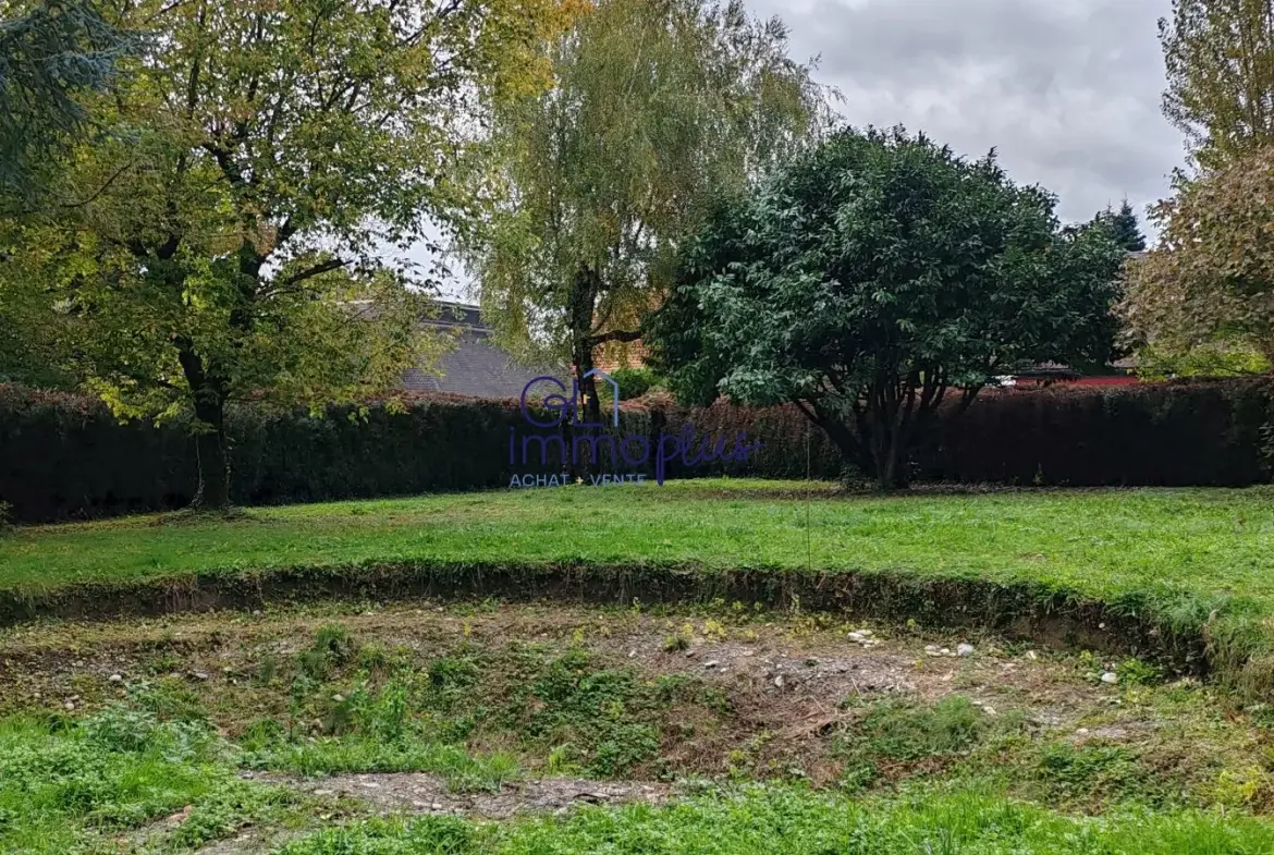 Terrain à vendre à Albertville - Grande superficie et belle vue sur les montagnes 