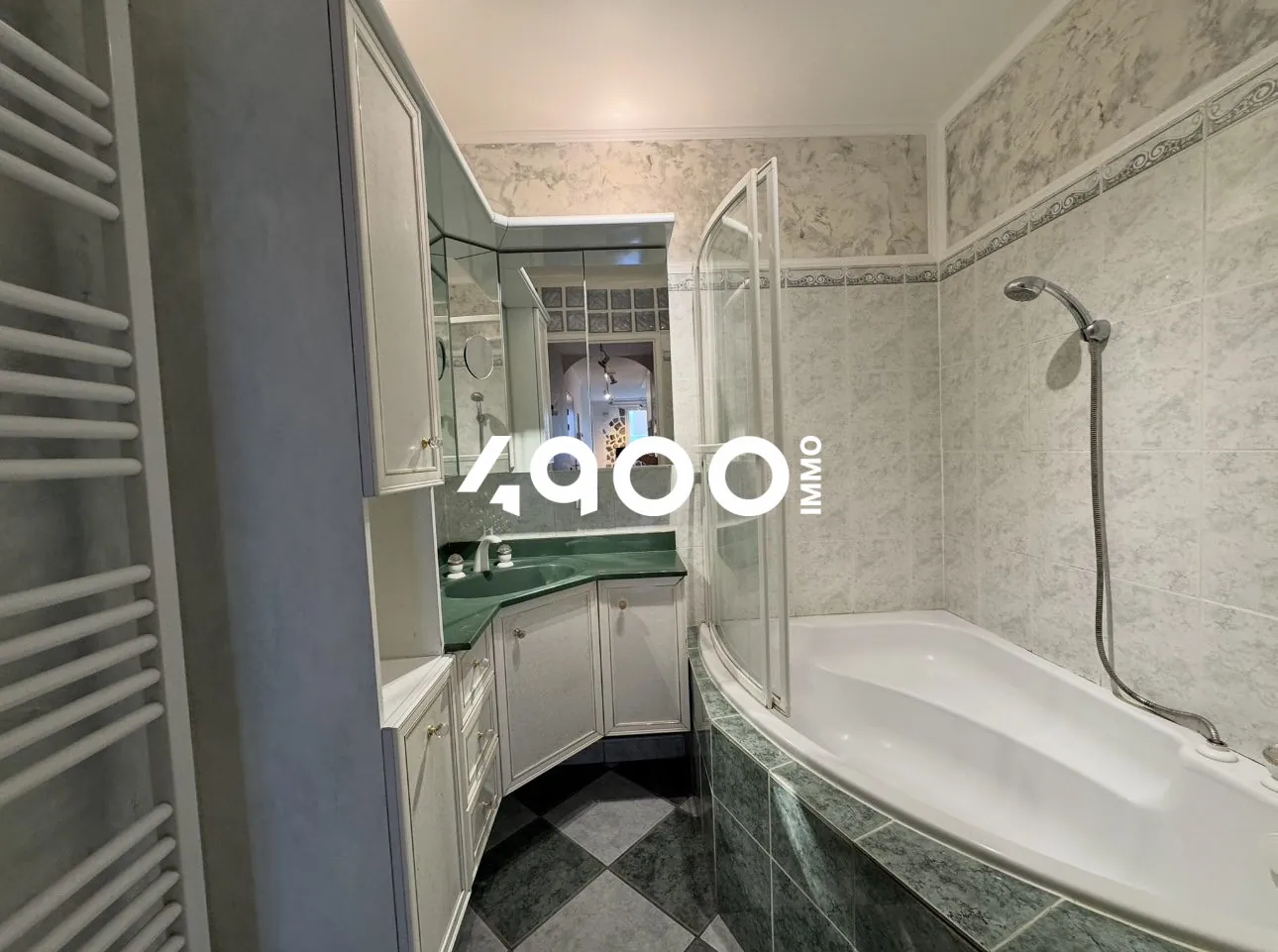 À vendre appartement de 60m² à Évry-Courcouronnes - T3 lumineux avec balcon et box double 