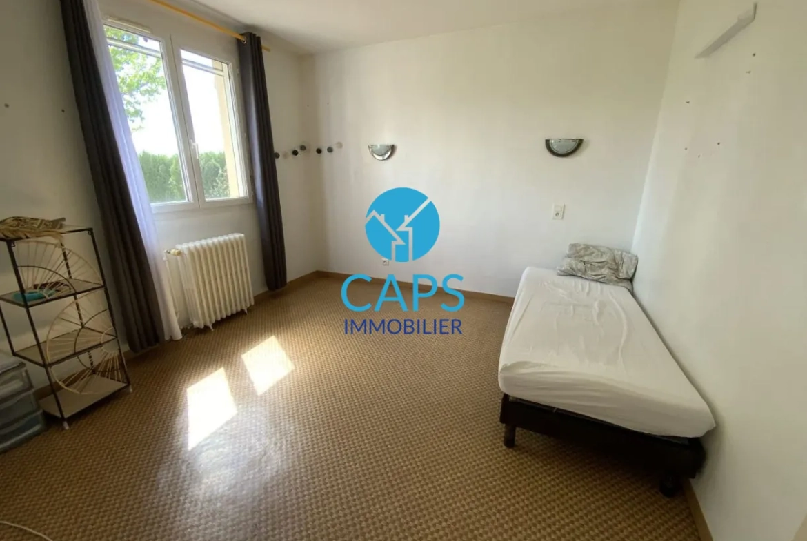 Maison à vendre à Cahors - 190 m² avec jardin de 3500 m² dans le Lot 