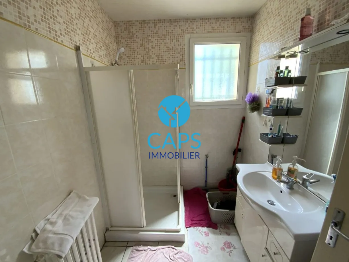 Maison à vendre à Cahors - 190 m² avec jardin de 3500 m² dans le Lot 