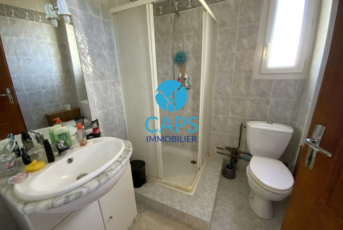 Maison à vendre à Cahors - 190 m² avec jardin de 3500 m² dans le Lot 