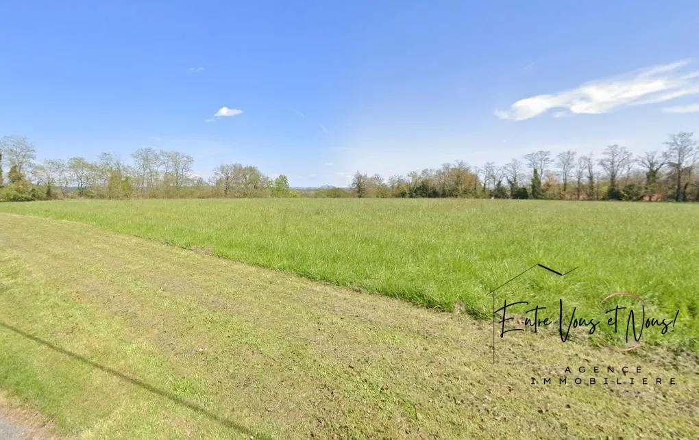 Terrain à vendre à Hure de 11 715 m², idéal pour projet résidentiel 