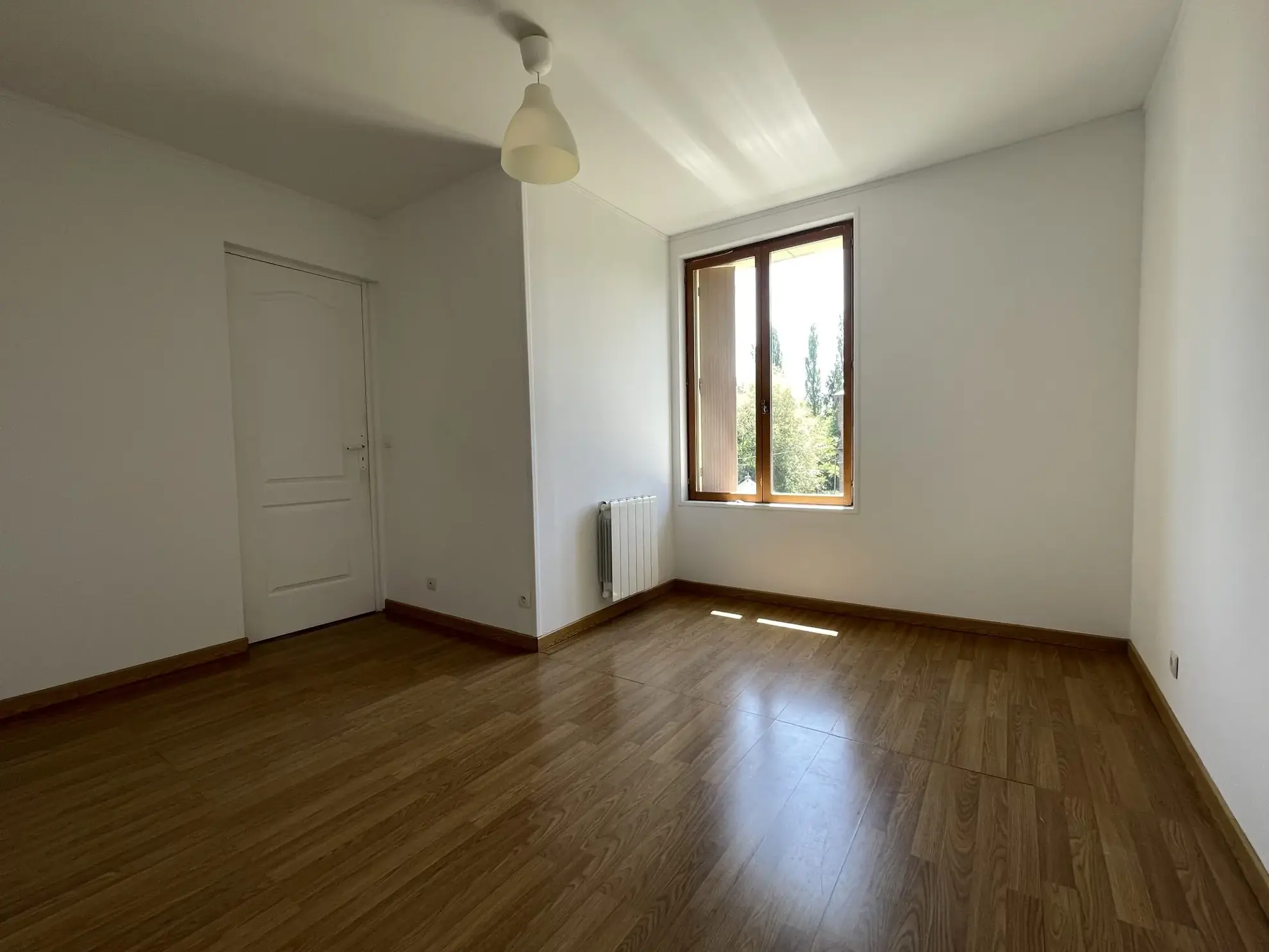 Maison à vendre de 62 m² à proximité de Lisieux avec garage et cave 