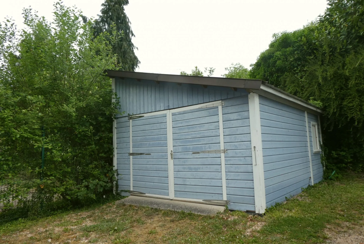 Maison à vendre de 62 m² à proximité de Lisieux avec garage et cave 