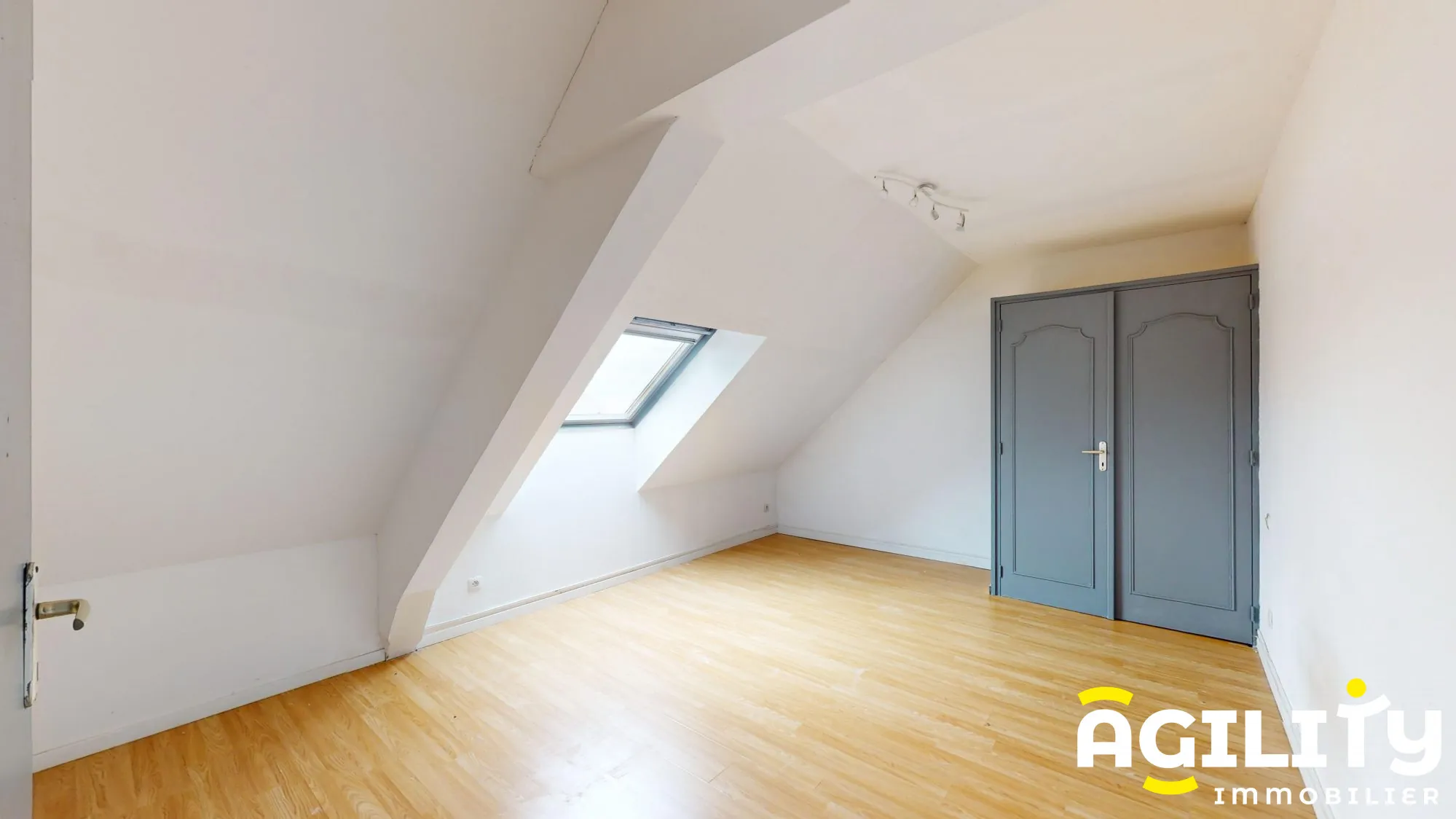 Appartement T3 avec terrasse à Saint-Amand-les-Eaux - 86 000 € 