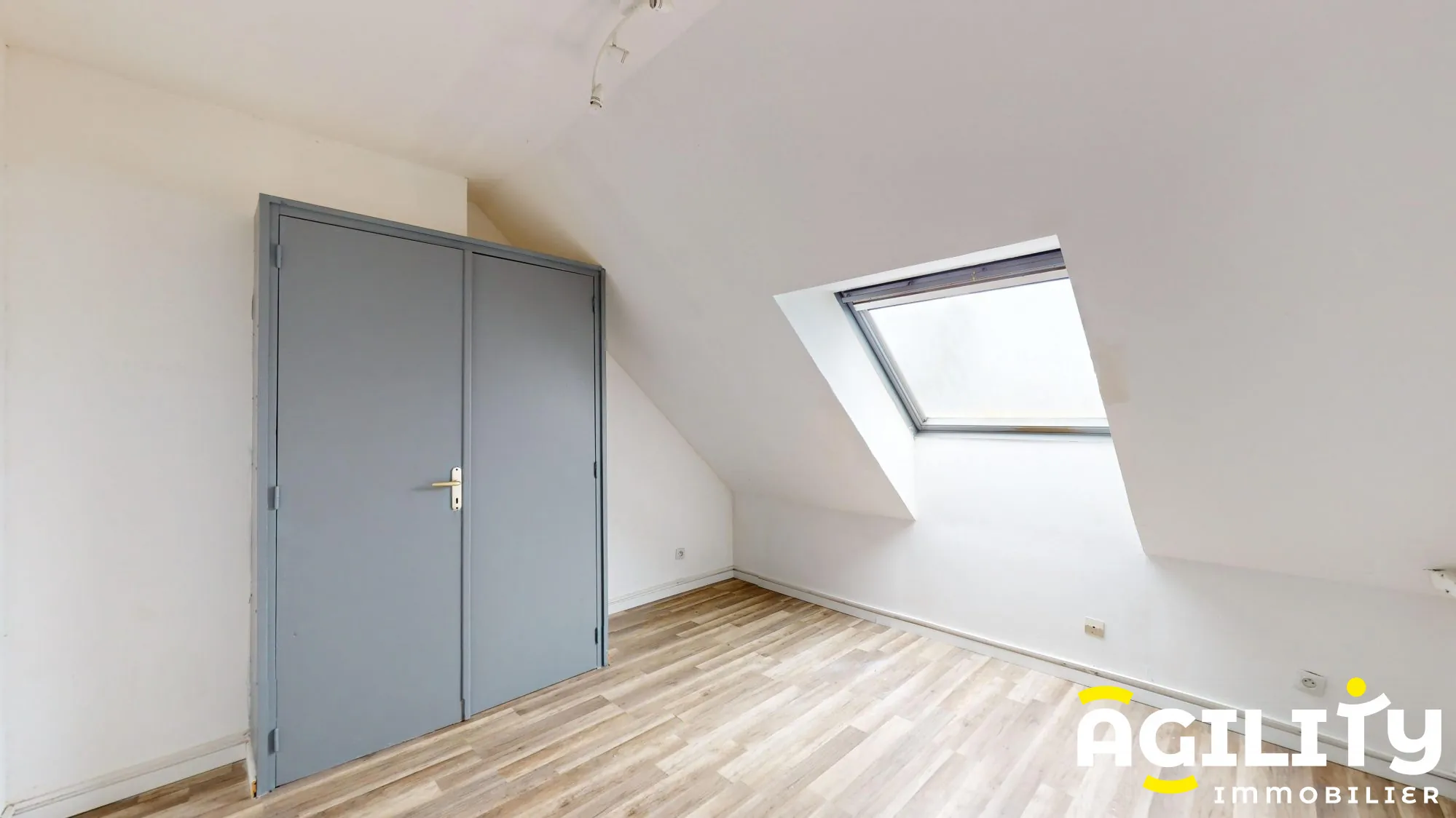 Appartement T3 avec terrasse à Saint-Amand-les-Eaux - 86 000 € 