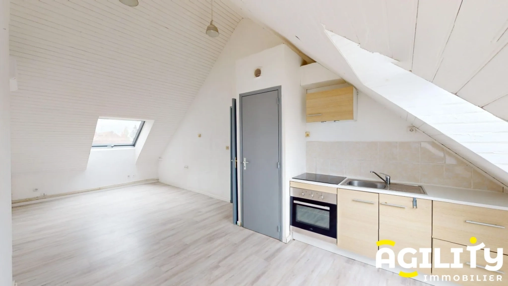 Appartement T3 avec terrasse à Saint-Amand-les-Eaux - 86 000 €