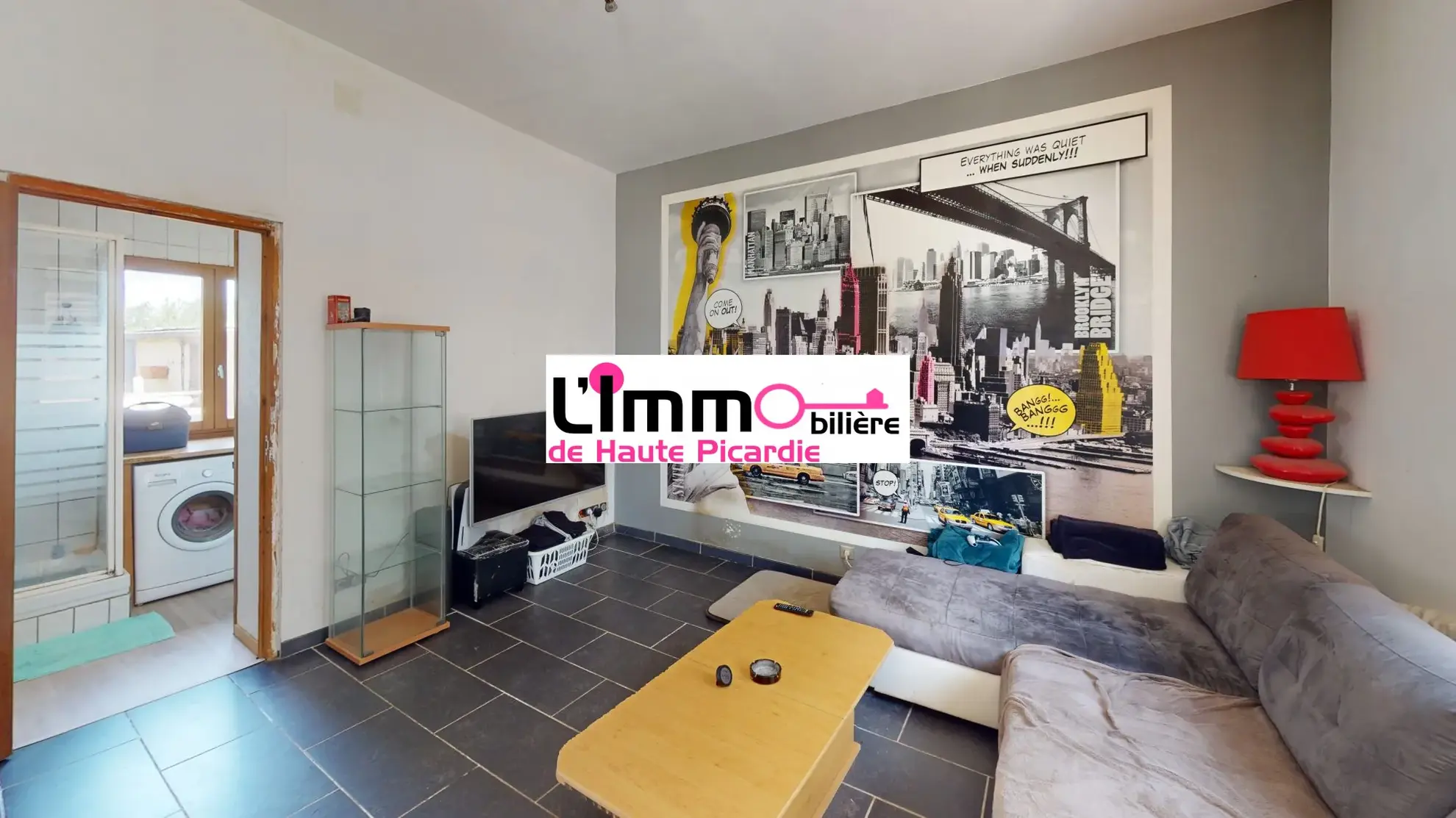 Salon avec meubles Maison à vendre à Chaulnes avec grand jardin, garage et terrasse - 2 chambres 