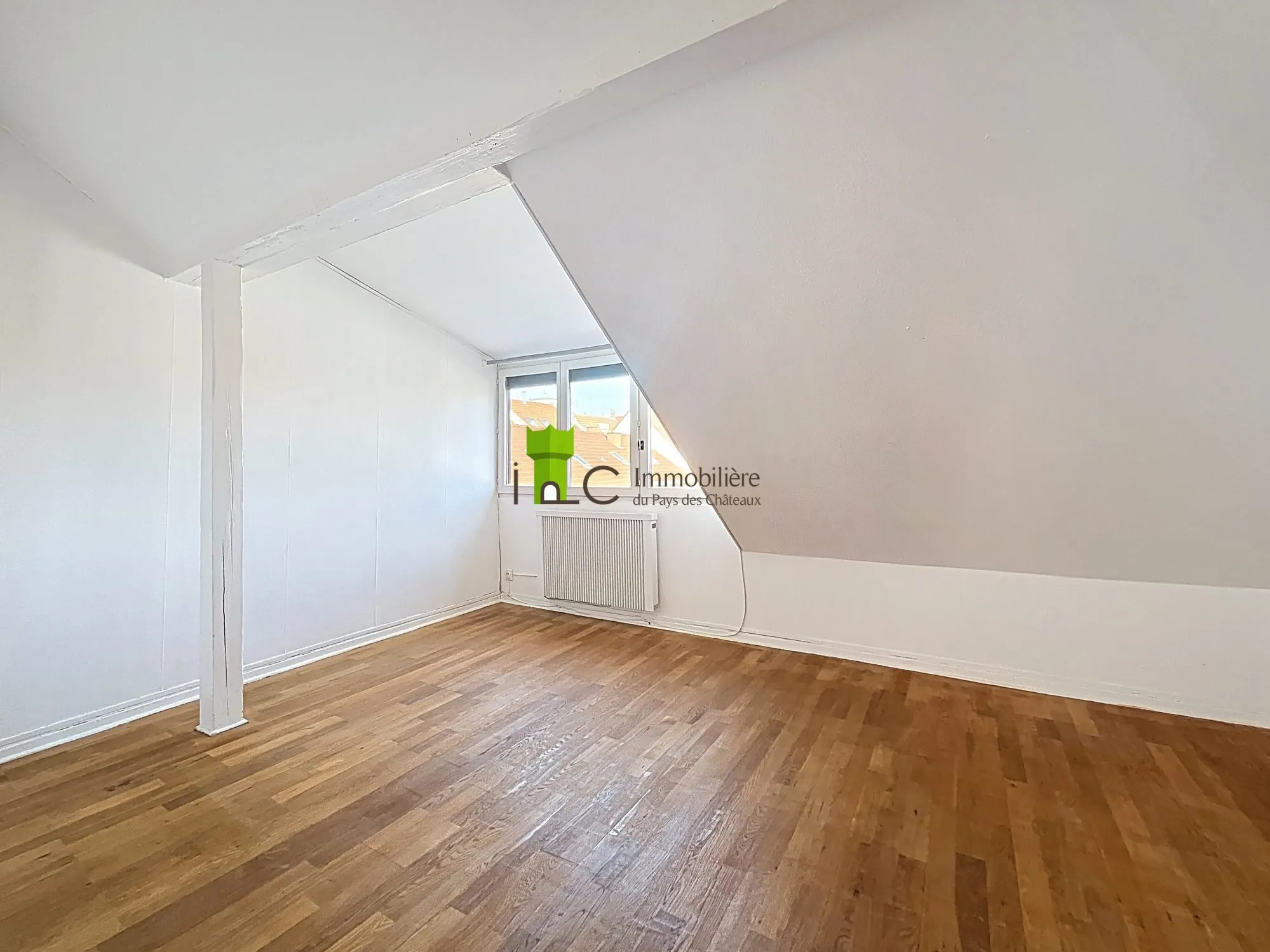 Appartement F1 à Strasbourg Cronenbourg avec Cave, dernier étage 
