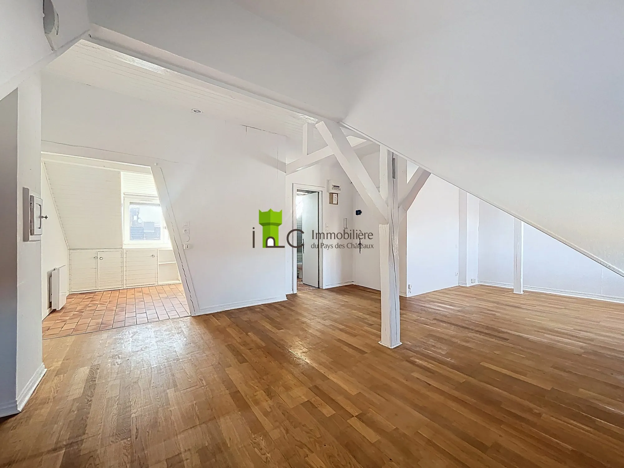 Appartement F1 à Strasbourg Cronenbourg avec Cave, dernier étage 