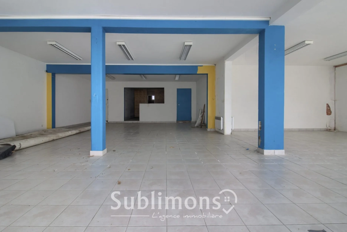 Local commercial de 200 m² à Plouay en zone artisanale – Opportunité à saisir 
