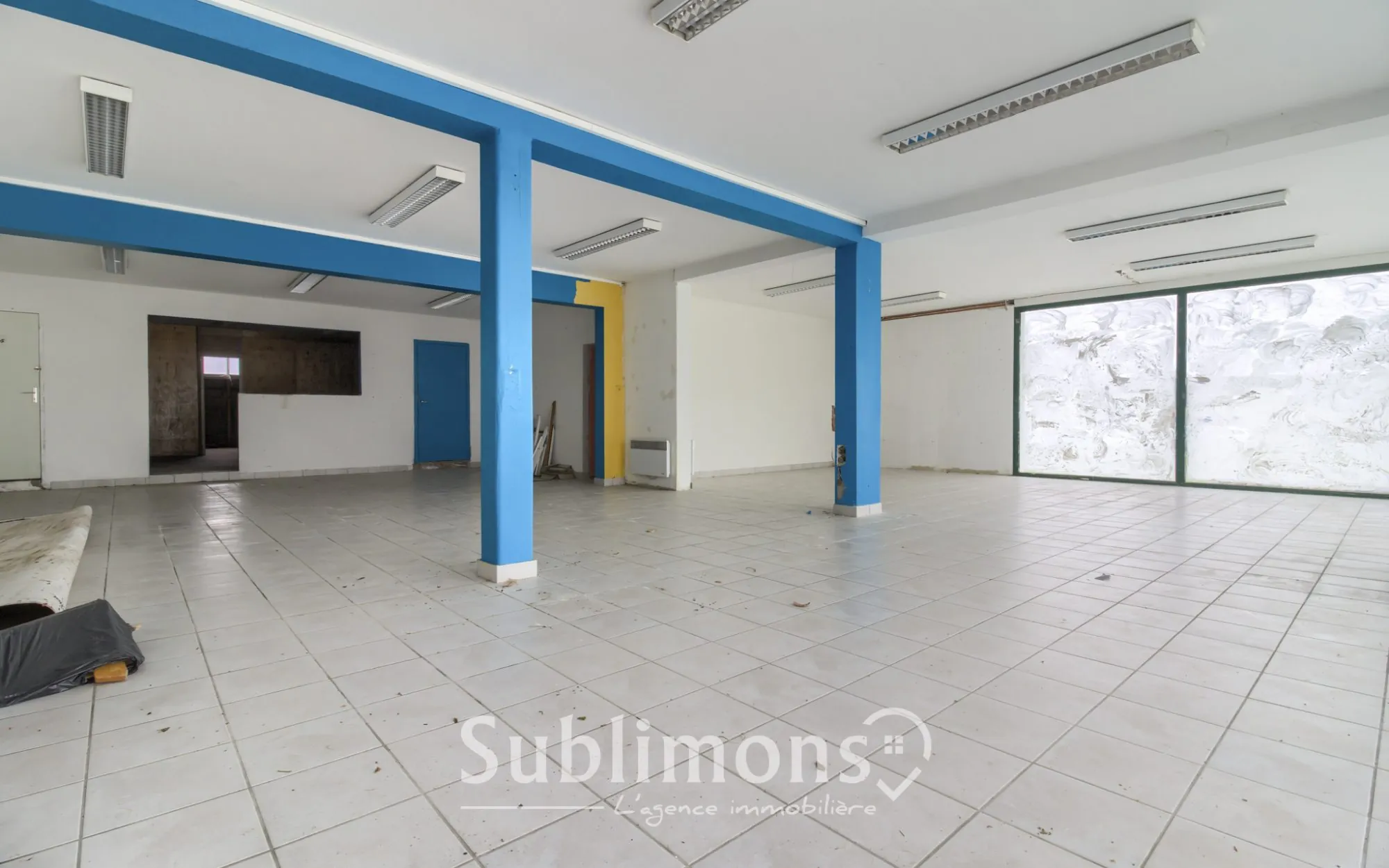 Local commercial de 200 m² à Plouay en zone artisanale – Opportunité à saisir 