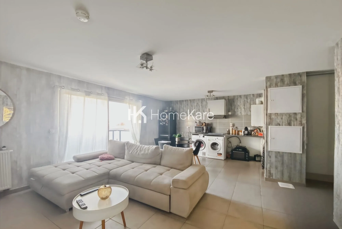 Investissement immobilier : Appartement T3 loué à Cenon de 66 m² avec parking 