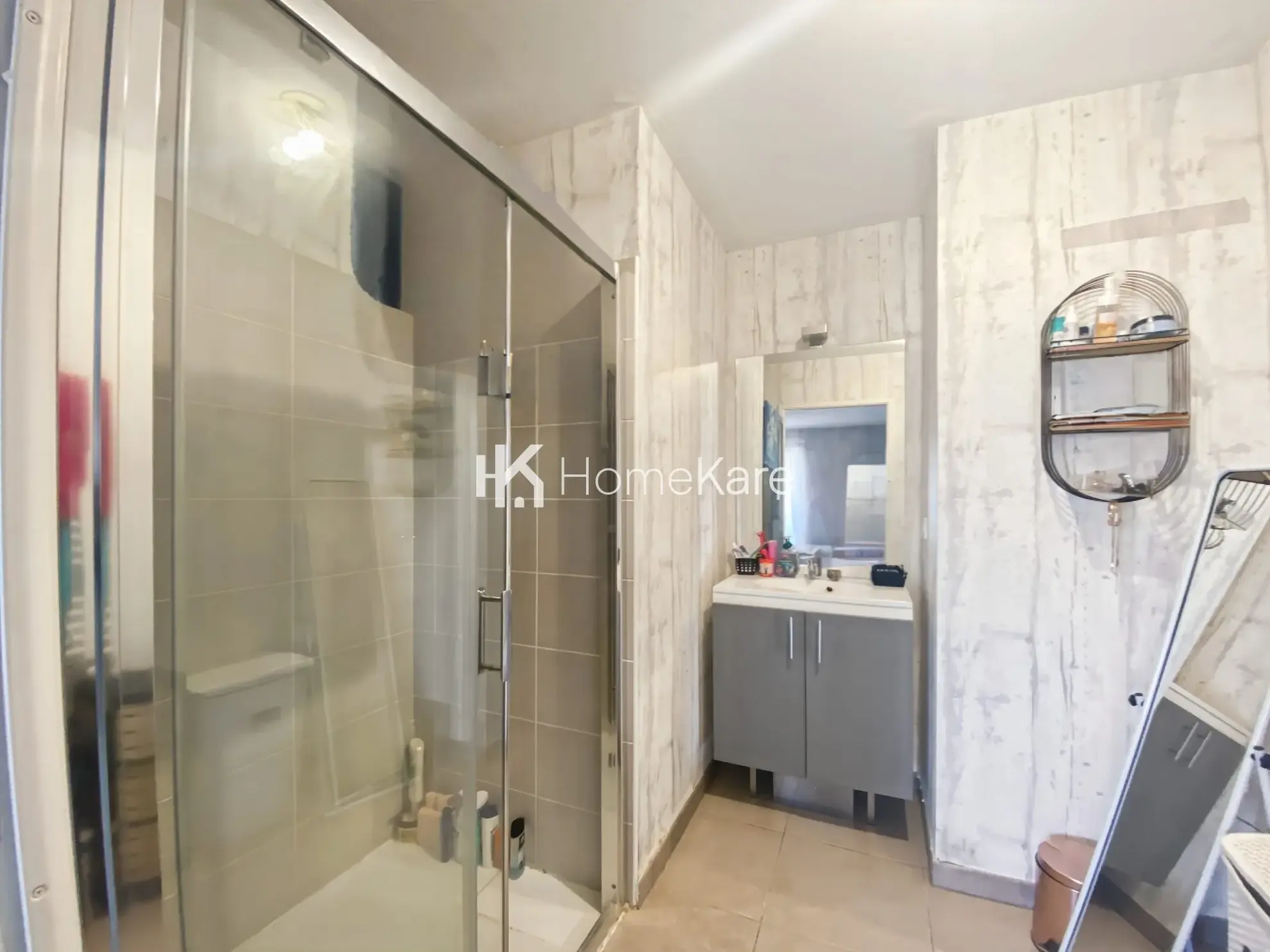 Investissement immobilier : Appartement T3 loué à Cenon de 66 m² avec parking 