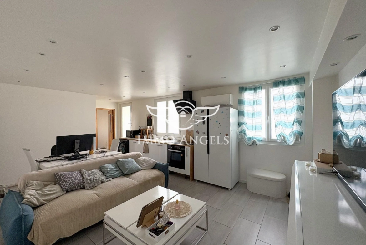 Appartement T2 rénové de 42 m² avec terrasse et parking à Montpellier La Martelle 