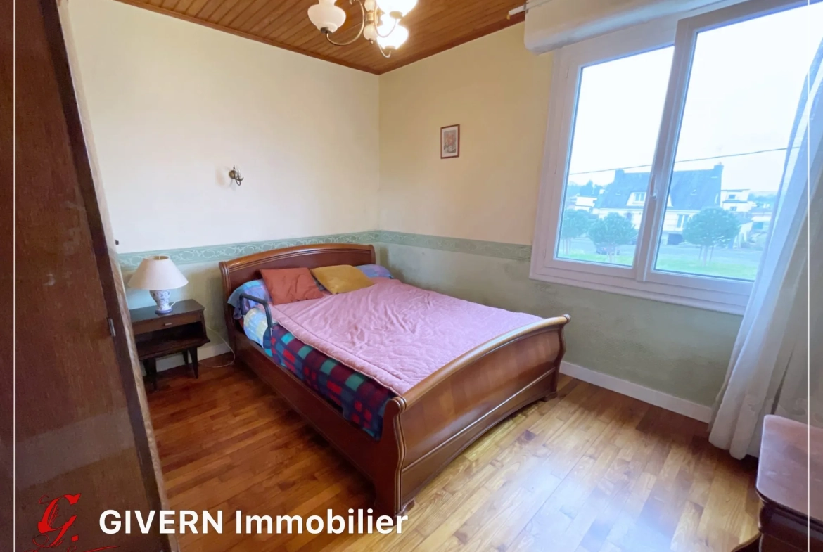 Maison à Plouay 127 m² à rénover avec garage et combles aménageables 