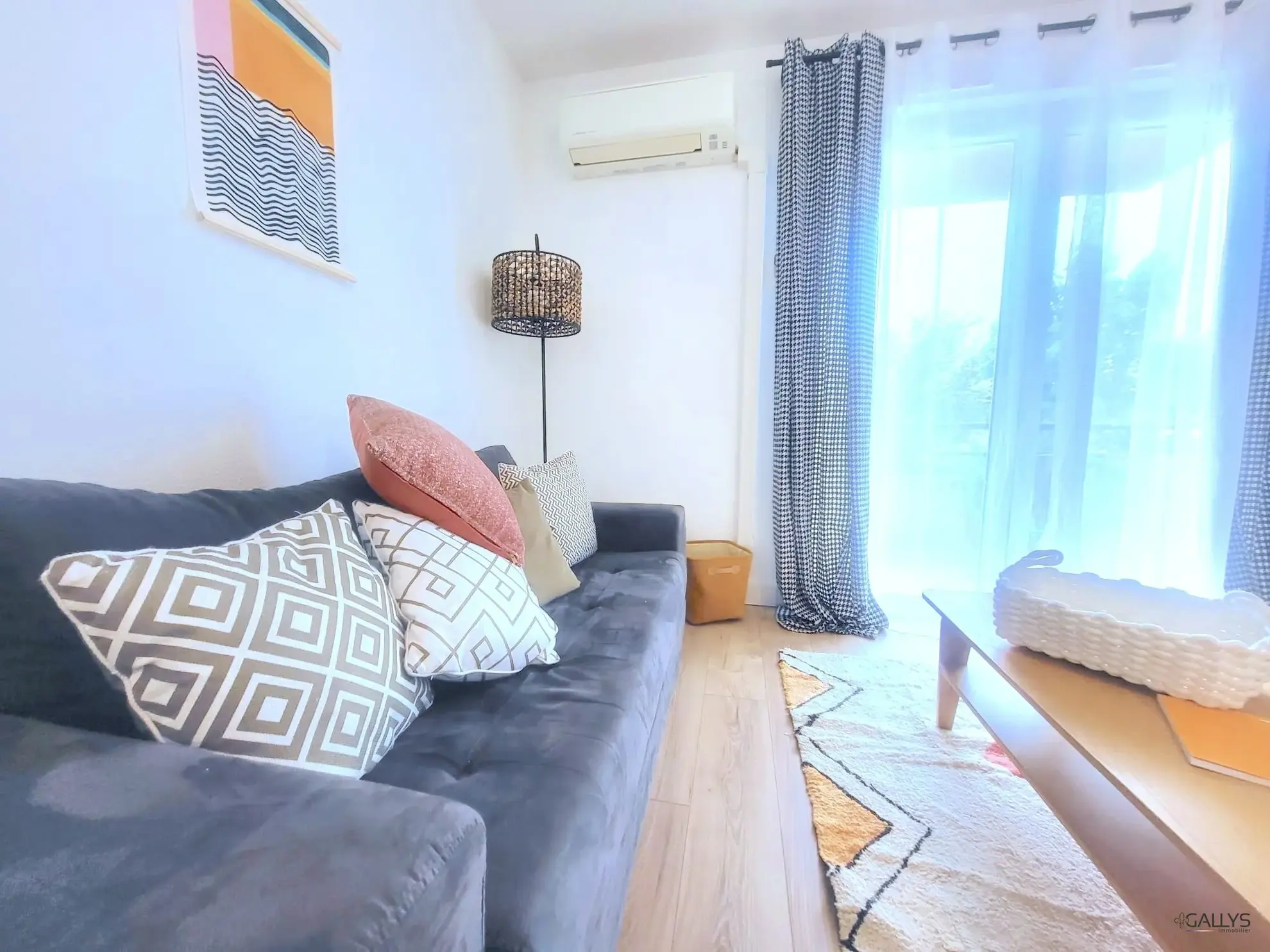 Appartement T2 rénové à Cugnaux - Lumineux et moderne avec parking 