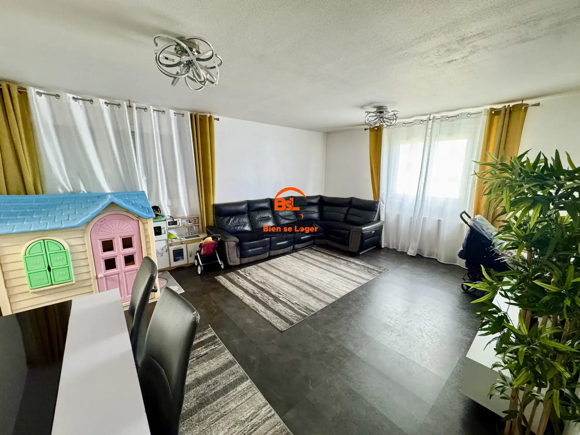 BSLE APPARTEMENT 3 CHAMBRES CLERMONT FERRAND Appartement T4 lumineux à vendre à Clermont-Ferrand avec vue dégagée 