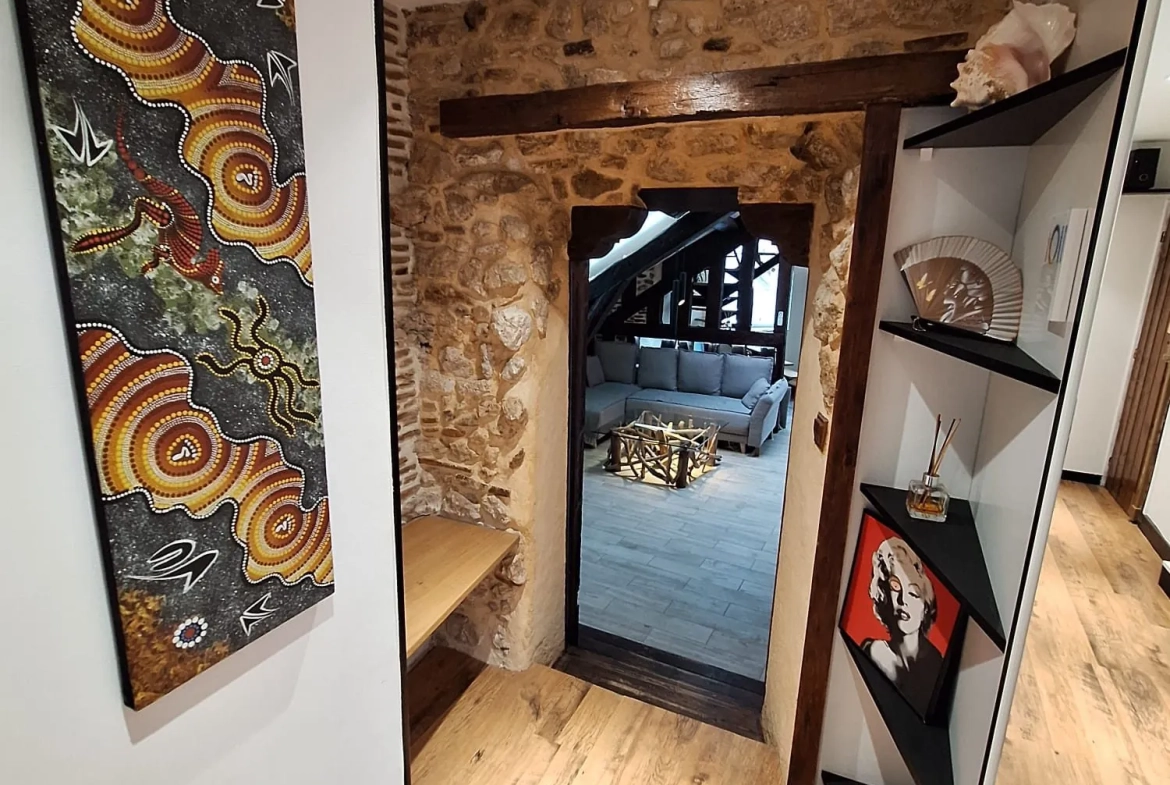 Appartement duplex à vendre en plein cœur d'Orléans - 2 chambres et charme de l'ancien 