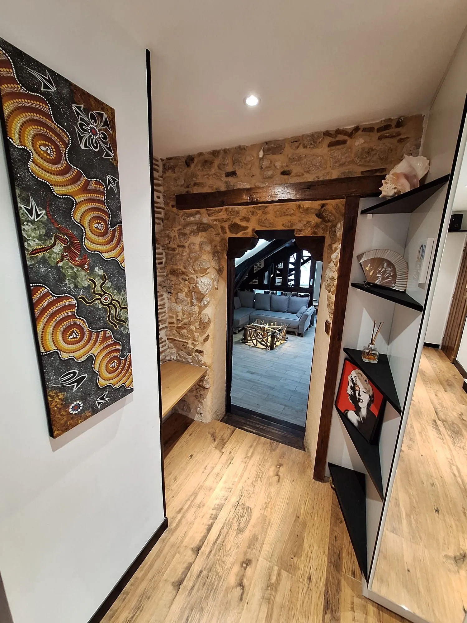 Appartement duplex à vendre en plein cœur d'Orléans - 2 chambres et charme de l'ancien 