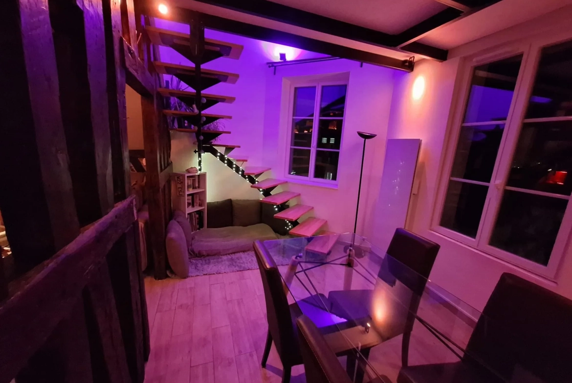 Appartement duplex à vendre en plein cœur d'Orléans - 2 chambres et charme de l'ancien 
