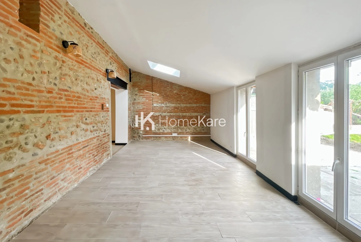 Maison mitoyenne T5 avec jardin en vente à Lissac (09700) 