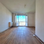 Appartement à Epinal de 4 pièces, 70 m² à rénover avec garage et cave