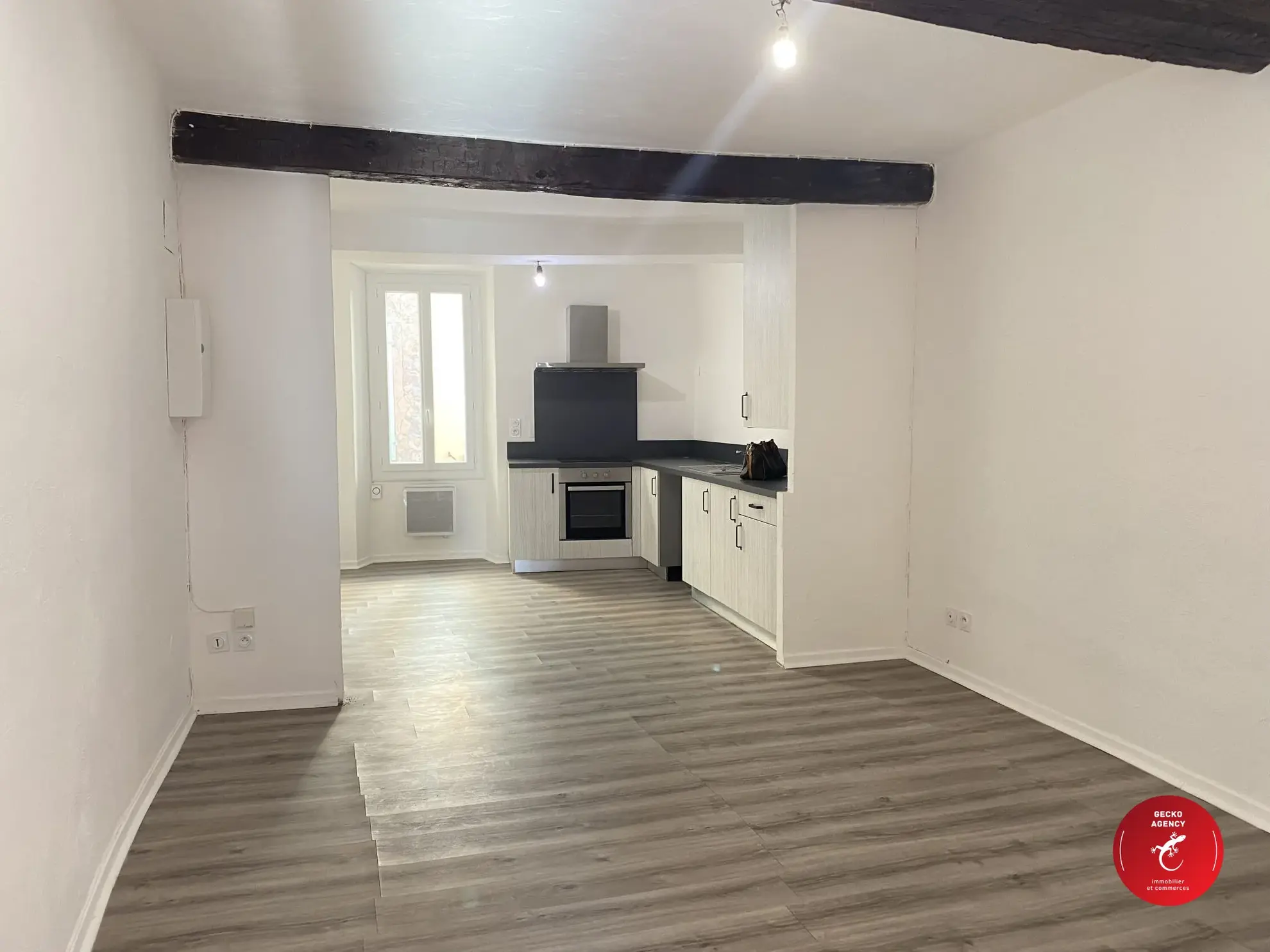 Piece à vivre Appartement à vendre au centre du village de La Motte - 68 m² 