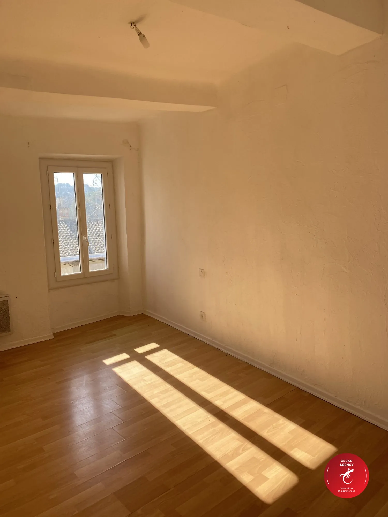 Chambre 2 Appartement à vendre au centre du village de La Motte - 68 m² 