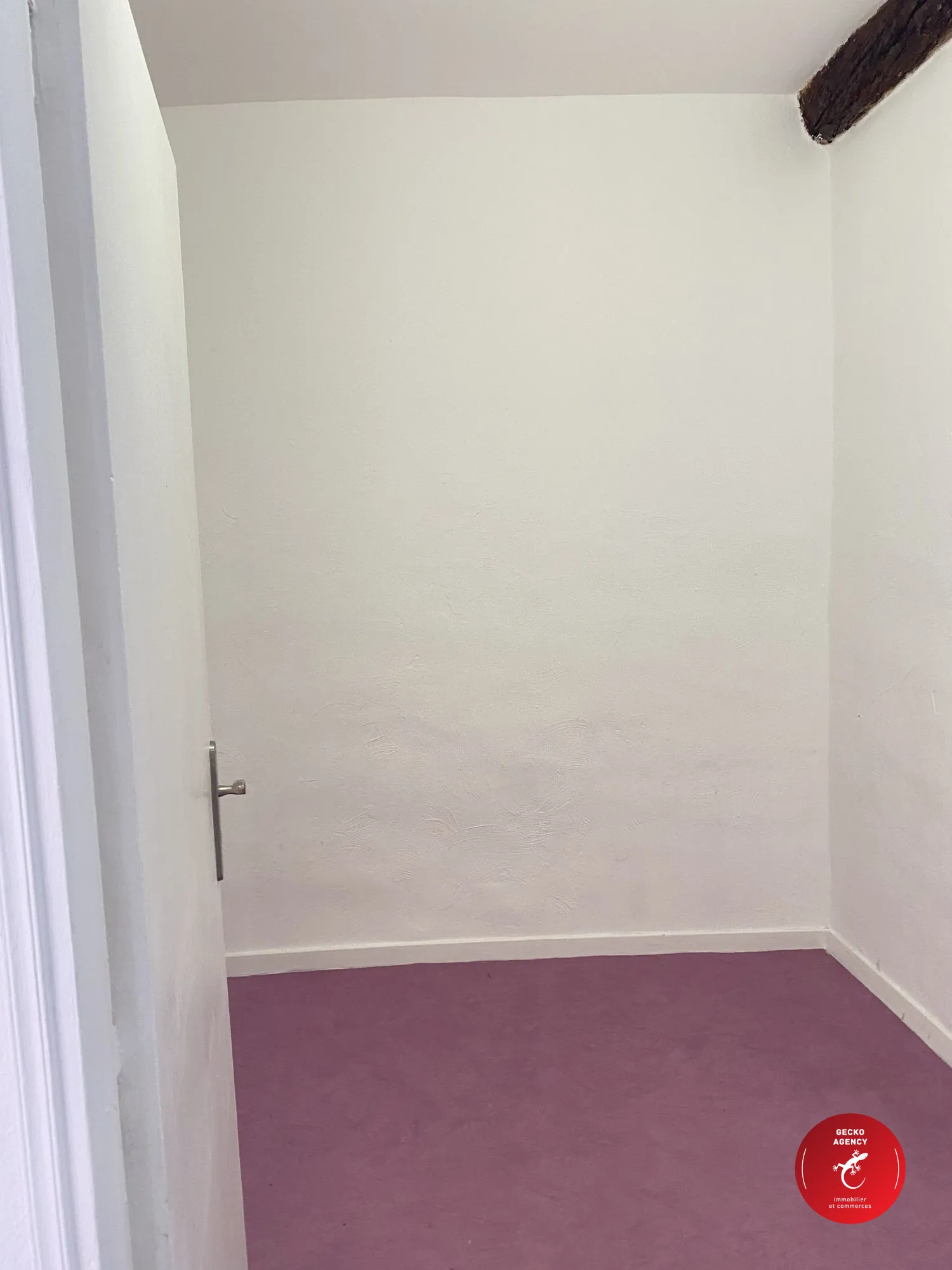 Cellier Appartement à vendre au centre du village de La Motte - 68 m² 