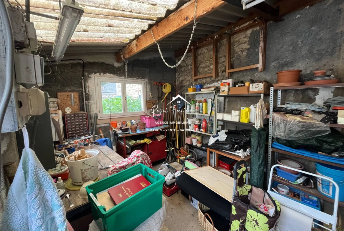 Atelier Charmante maison de campagne de 114 m² avec jardin à La Guerche 37350 