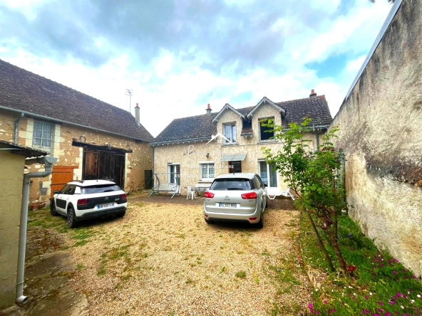 Opportunité à saisir !  Charmante maison de campagne de 114 m² avec jardin à La Guerche 37350