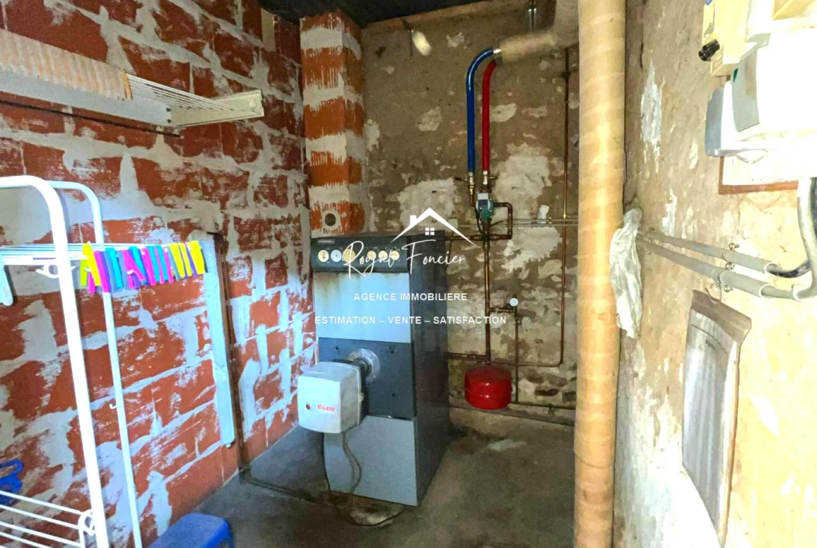 Chaufferie Charmante maison de campagne de 114 m² avec jardin à La Guerche 37350 