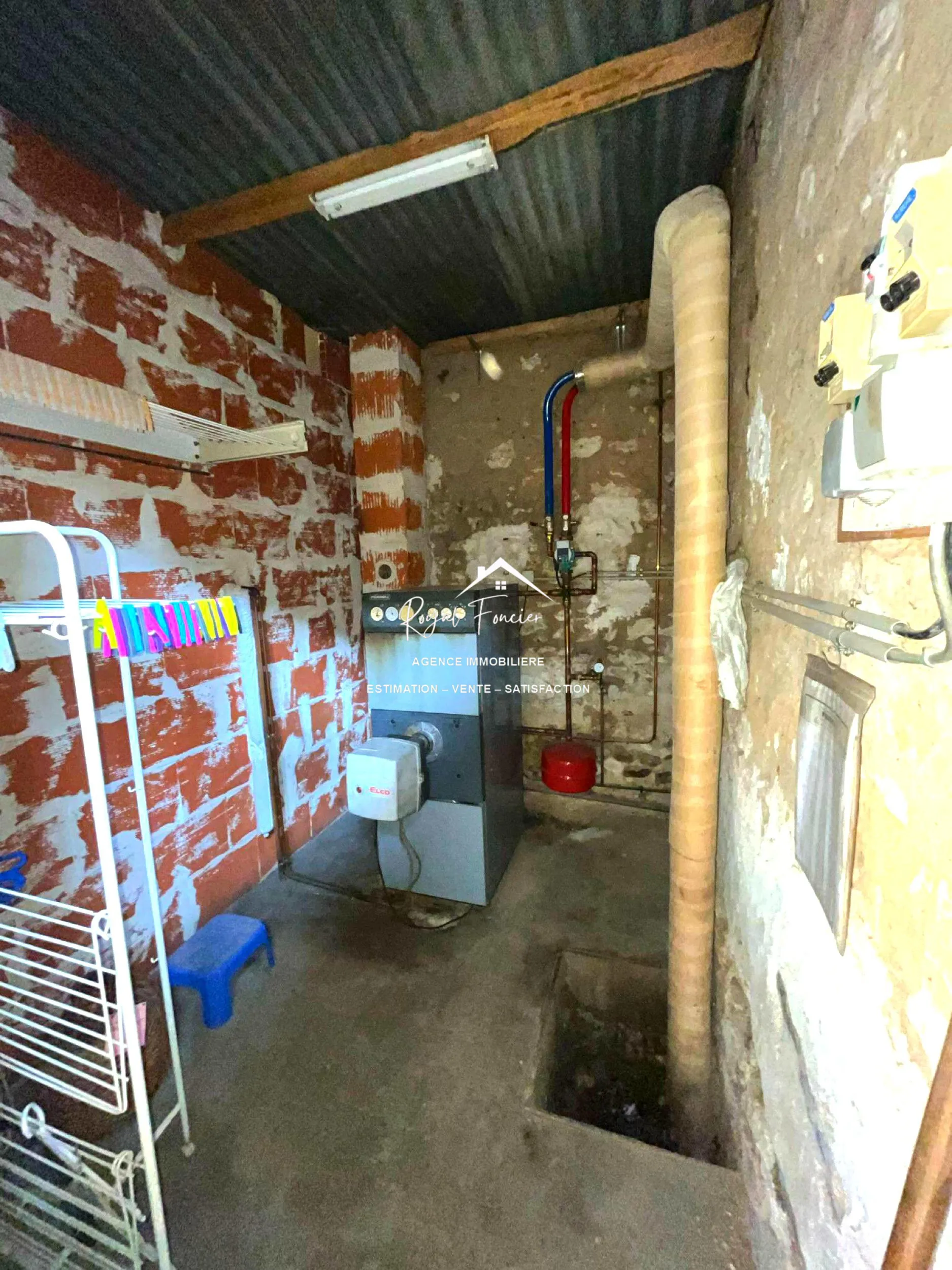 Chaufferie Charmante maison de campagne de 114 m² avec jardin à La Guerche 37350 