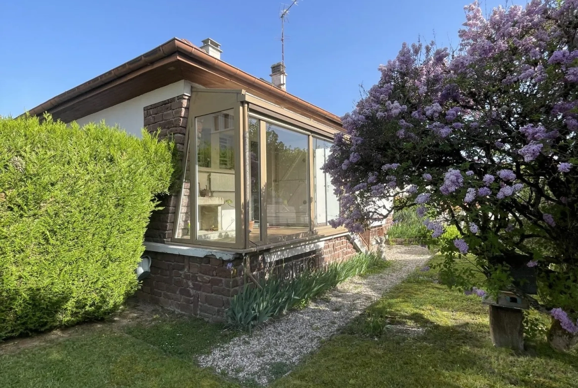 Maison individuelle lumineuse de 95 m² avec jardin à Vittel 