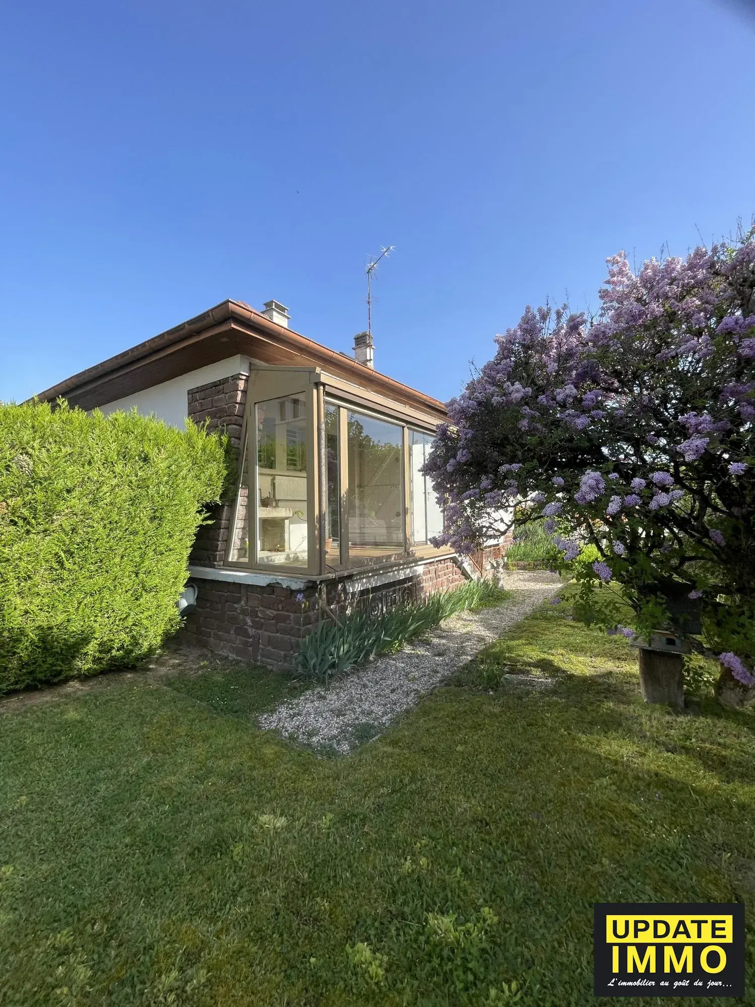 Maison individuelle lumineuse de 95 m² avec jardin à Vittel 