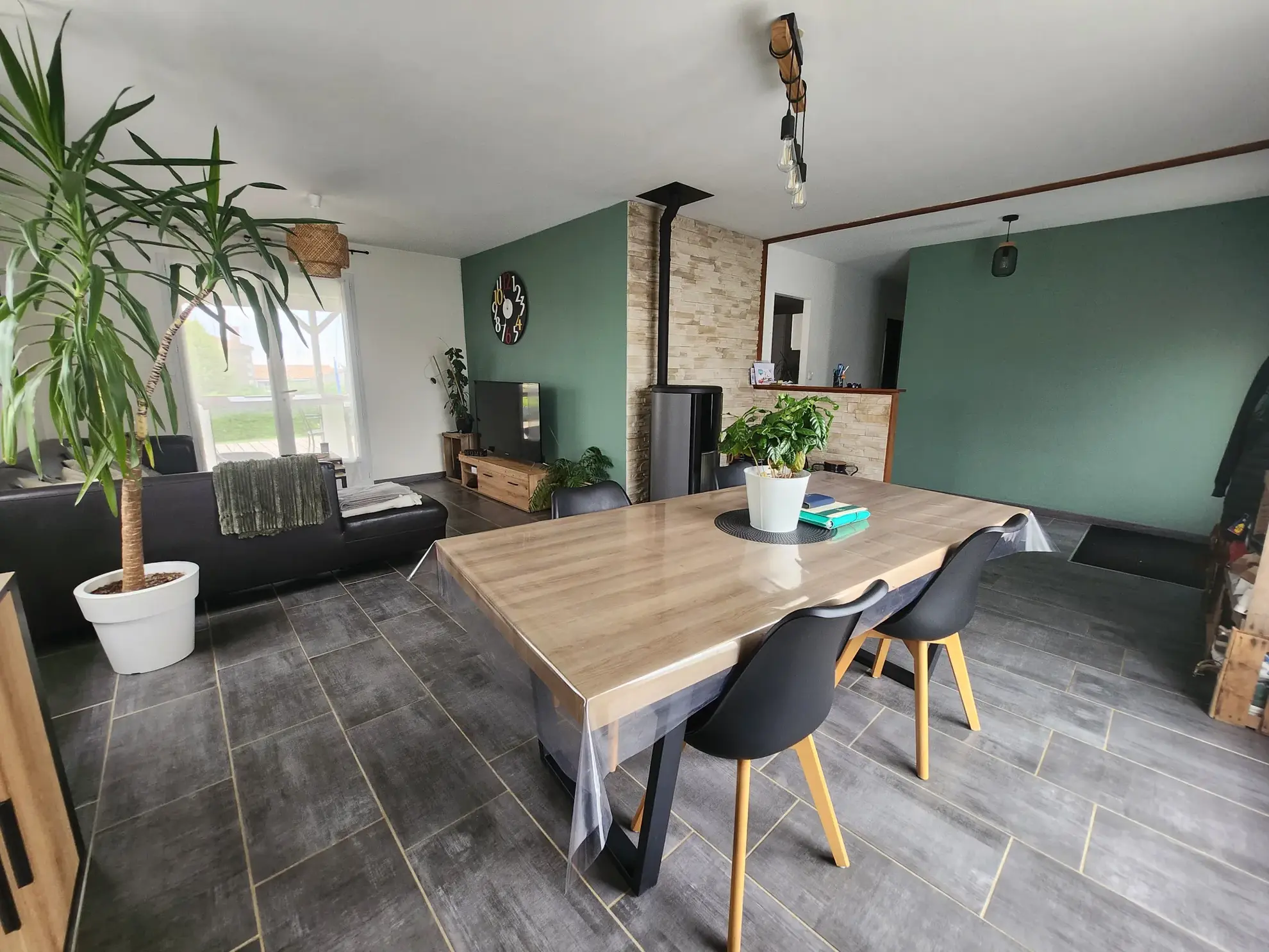 Maison familiale 4 chambres avec piscine à Sainte Hermine 