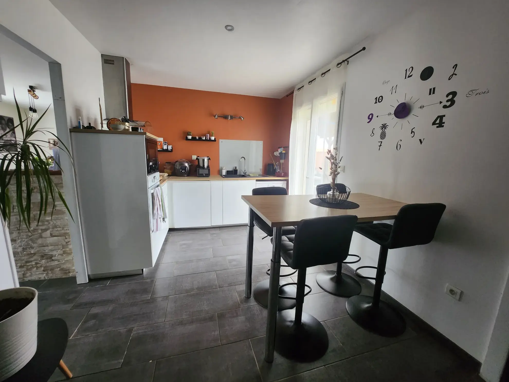 Maison familiale 4 chambres avec piscine à Sainte Hermine 