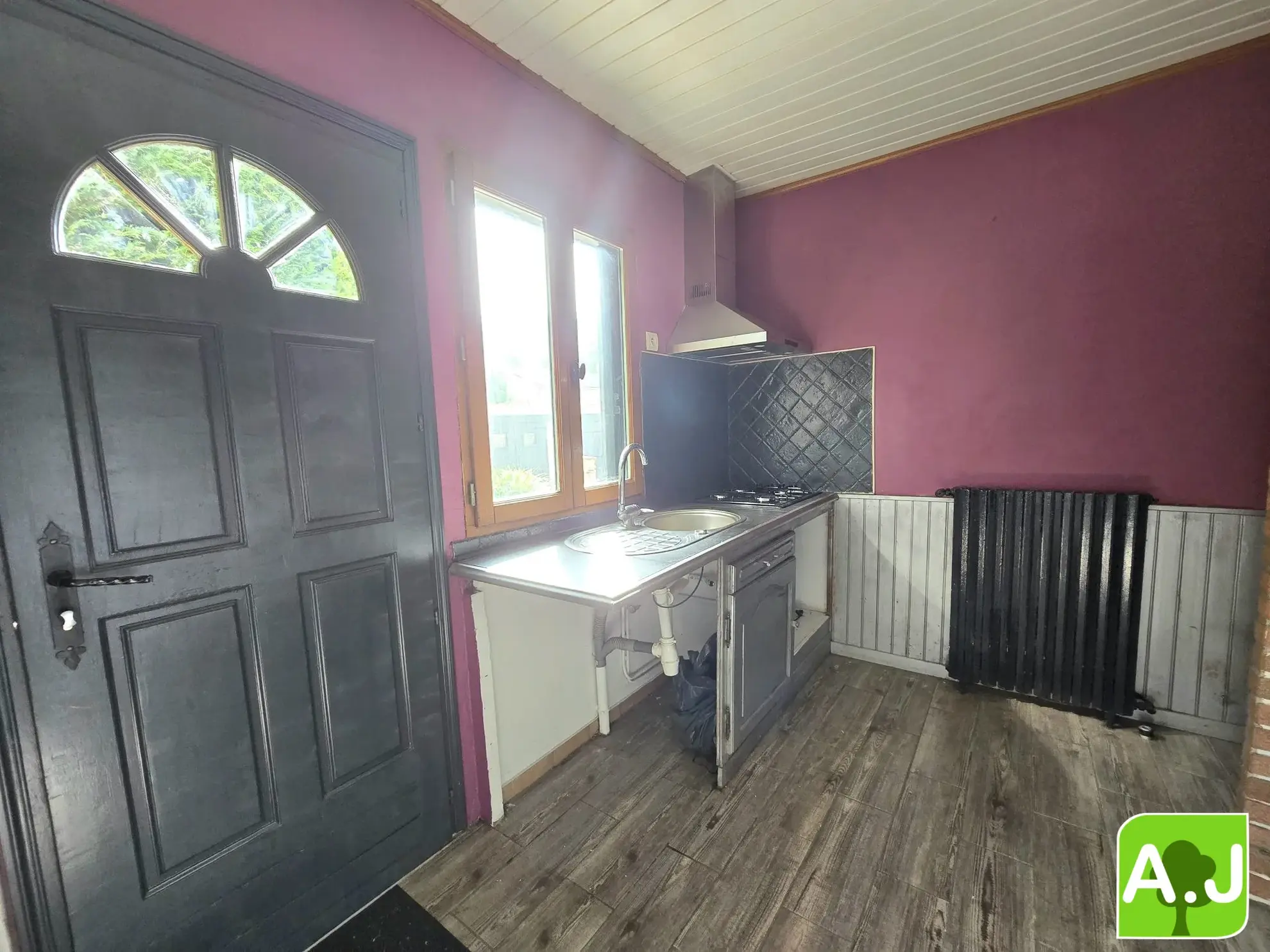 Maison de plain-pied avec dépendance à Bréval – idéalement située avec jardin clos 