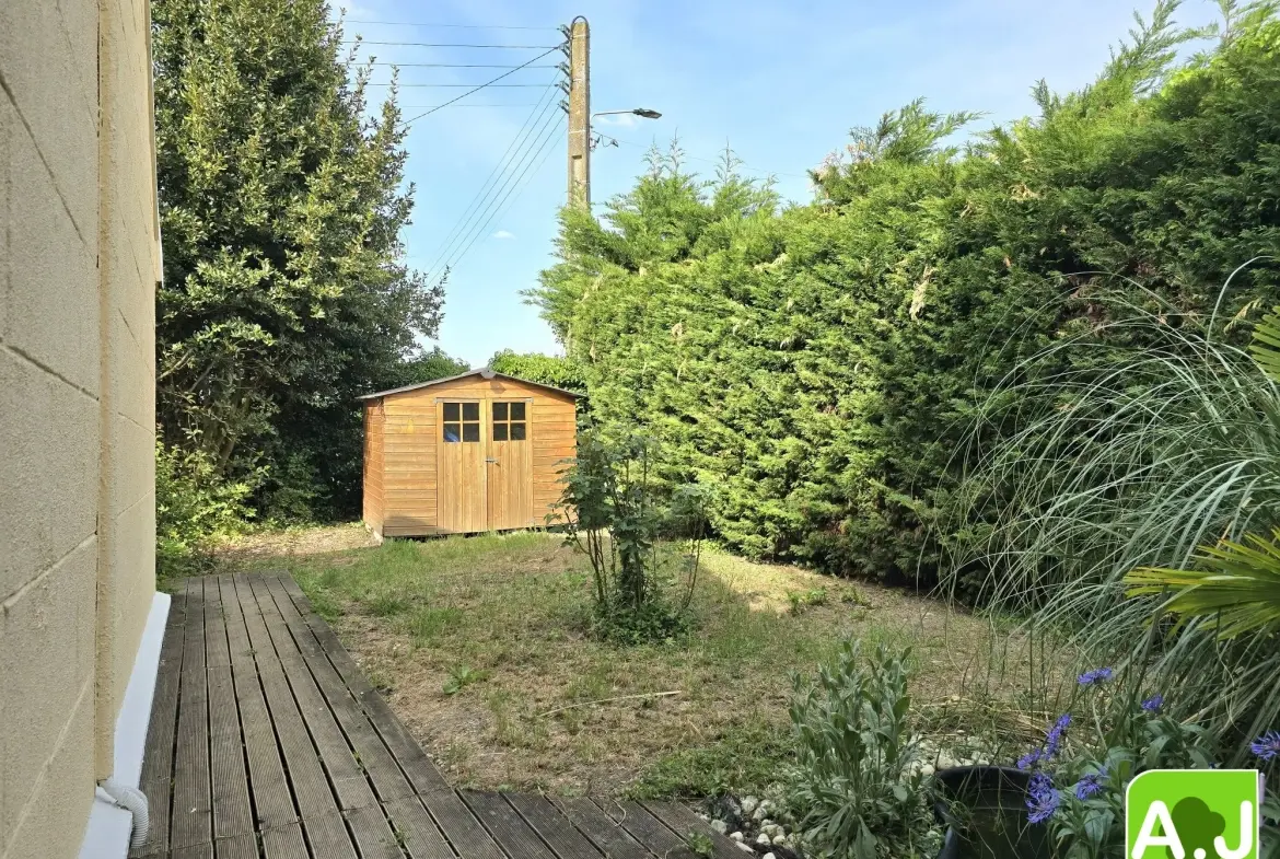 Maison de plain-pied avec dépendance à Bréval – idéalement située avec jardin clos 